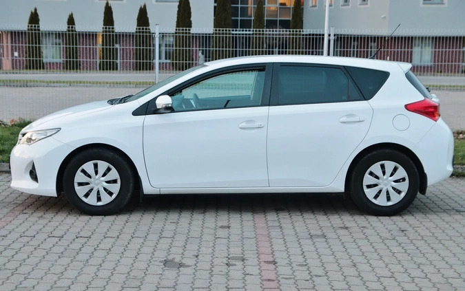 Toyota Auris cena 43900 przebieg: 129000, rok produkcji 2015 z Wałbrzych małe 79